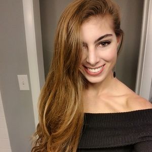 Meet your Posher, Kelsey